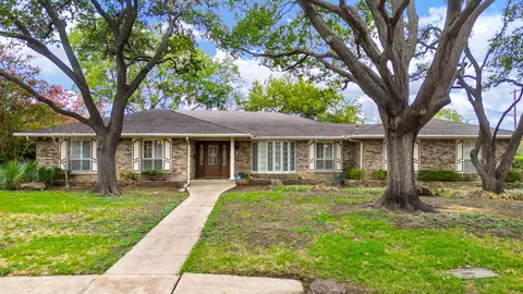 3949 Goodfellow Dr, Dallas, TX 75229