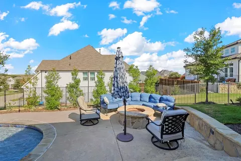 1809 Roundtree Cir E, Aledo, TX 76008 photo 4