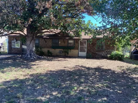 424 Byron St, Fort Worth, TX 76114