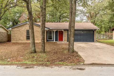 144 Richard Ln, Azle, TX 76020