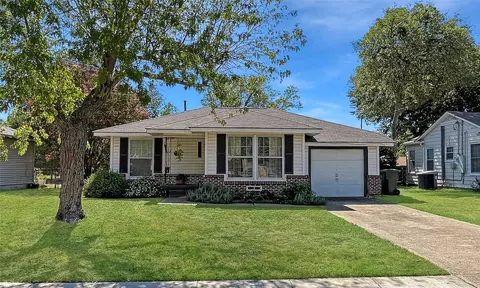 1018 Ryan Ave, Carrollton, TX 75006