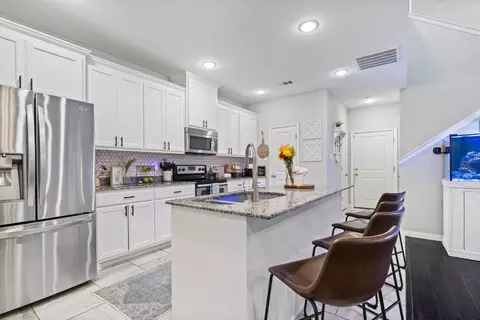 1929 Timber Oaks Dr, Garland, TX 75040