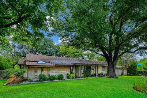 9318 Alta Mira Dr, Dallas, TX 75218