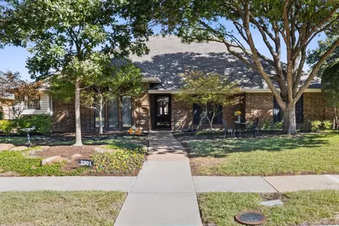 2301 Piedra Dr, Plano, TX 75023