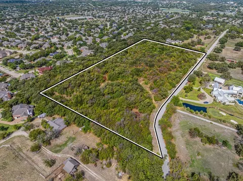 8901 Indian Knoll Trl, Keller, TX 76248