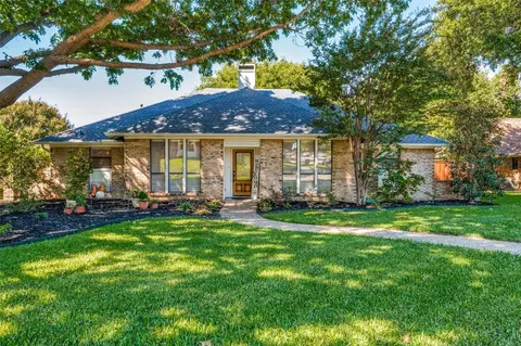 2929 Mesquite Dr, Carrollton, TX 75007