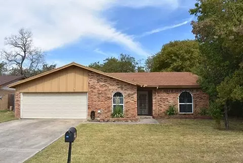 5641 Brent Dr, Haltom City, TX 76148