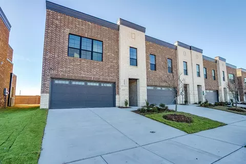 2061 Layla Dr, Waxahachie, TX 75165
