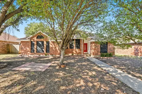 213 Willow Stone St, Denton, TX 76207