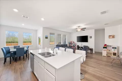 6912 Falconer Way, Fort Worth, TX 76179