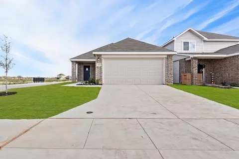 422 Woodhouse Way, Everman, TX 76140