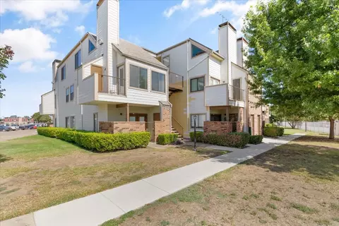 3129 Sondra Dr, Fort Worth, TX 76107