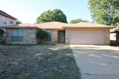 3736 Fairhaven Dr, Fort Worth, TX 76123