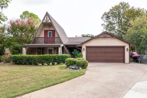 4022 Sioux Ct, Granbury, TX 76048