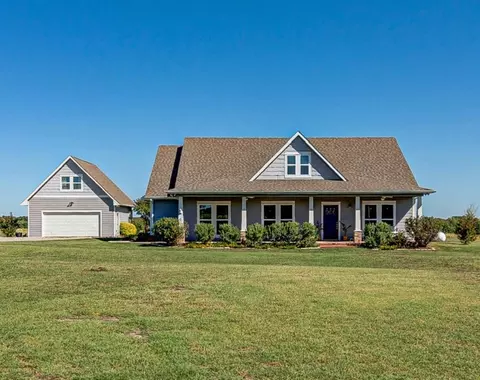288 Blackmon Rd, Van Alstyne, TX 75495
