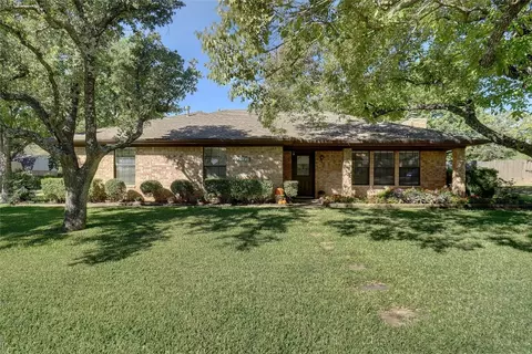 1222 Ridgewood Cir, Southlake, TX 76092