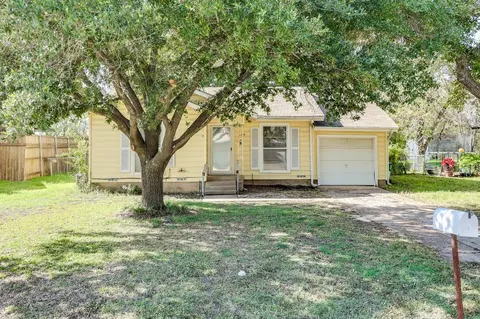709 S Church St, Ferris, TX 75125
