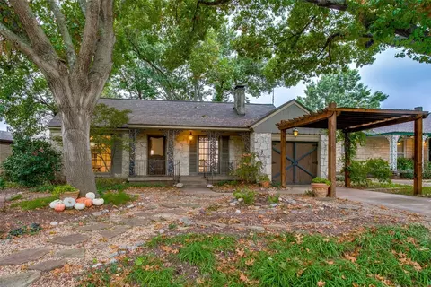 2218 Lawndale Dr, Dallas, TX 75211