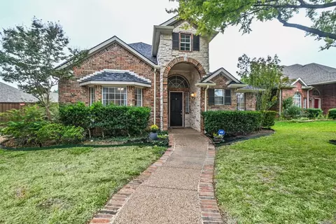 1052 Cornell Dr, Carrollton, TX 75007