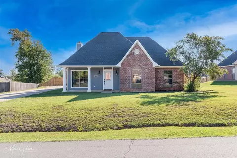 4875 Birdie Ln, Shreveport, LA 71107