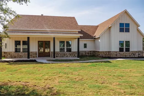 121 Revere Dr, Weatherford, TX 76088