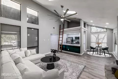 7525 Holly Hill Dr #18, Dallas, TX 75231