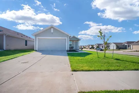 5322 Longshadow Dr, Princeton, TX 75407
