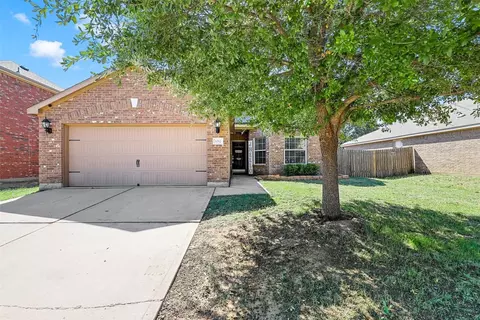 1012 Oarlock Dr, Crowley, TX 76036