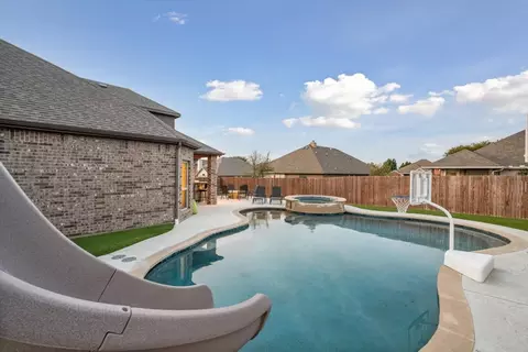 254 Brook Meadow Dr, Midlothian, TX 76065