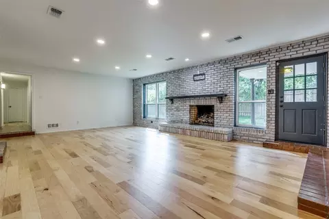 100 Colony Ct, Irving, TX 75061 photo 9