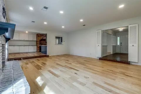 100 Colony Ct, Irving, TX 75061 photo 10