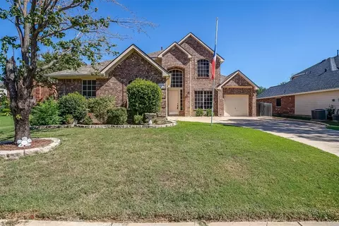 2214 Forest Creek Dr, Mansfield, TX 76063