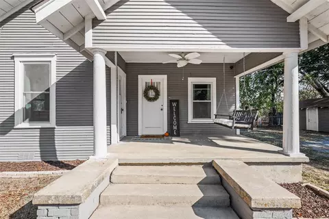 421 Eureka St, Weatherford, TX 76086