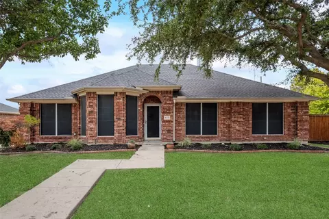 4201 Cavalier Dr, Rowlett, TX 75088