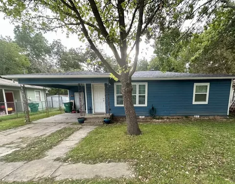 307 Gracie St, Dublin, TX 76446