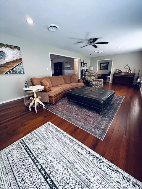 201 Old Sidney Rd, Comanche, TX 76442 photo 8