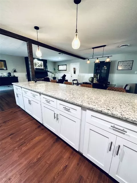 201 Old Sidney Rd, Comanche, TX 76442 photo 2