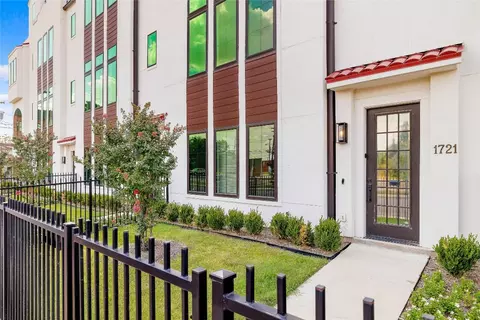 1721 Lear St, Dallas, TX 75215