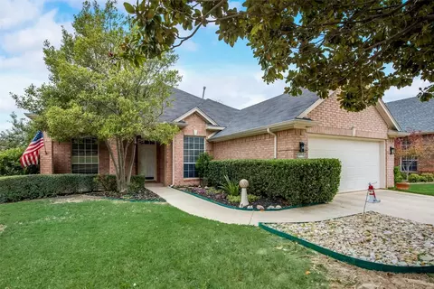 1801 Vintage Dr, Corinth, TX 76210