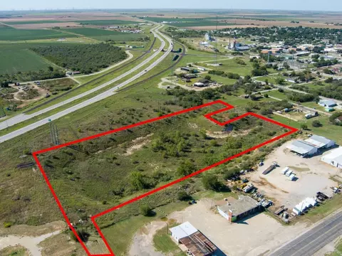 00 E G St, Munday, TX 76371
