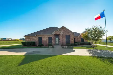 10462 Fireside Ln, Forney, TX 75126
