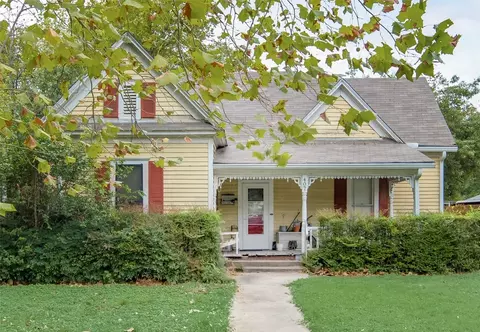 407 Brown St, Waxahachie, TX 75165