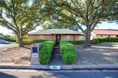 2601 Highlawn Ter, Fort Worth, TX 76133