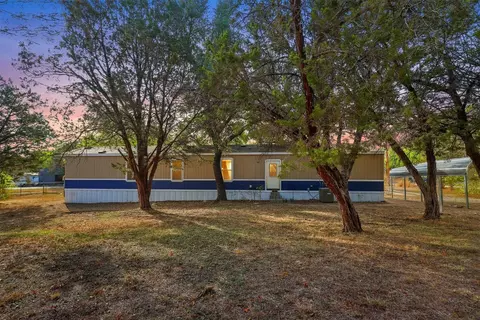 2812 Overview Rd, Granbury, TX 76048
