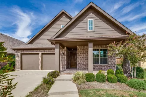 801 Orleans Sq, Aubrey, TX 76227