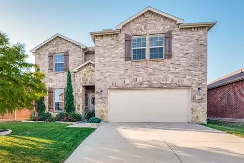 2424 Barzona Dr, Fort Worth, TX 76131