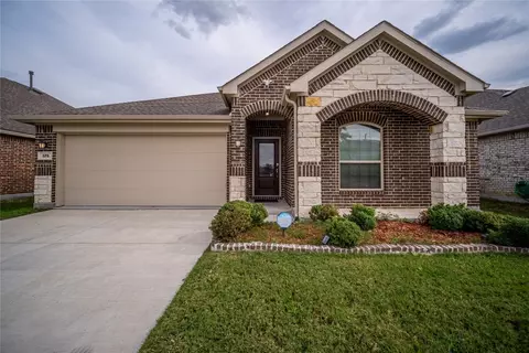 578 Farmstead Dr, Arlington, TX 76002