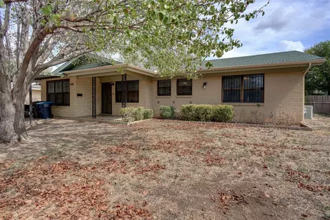 5441 Conroy St, Fort Worth, TX 76134