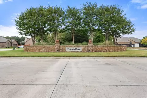 5109 Walsh Dr, Arlington, TX 76001