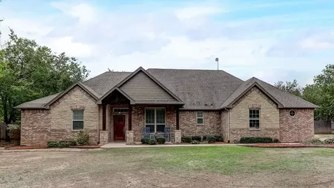 6100 Nail Ln, Fort Worth, TX 76126
